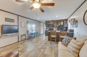 Lakefront Wetumpka Escape with Furnished Deck!